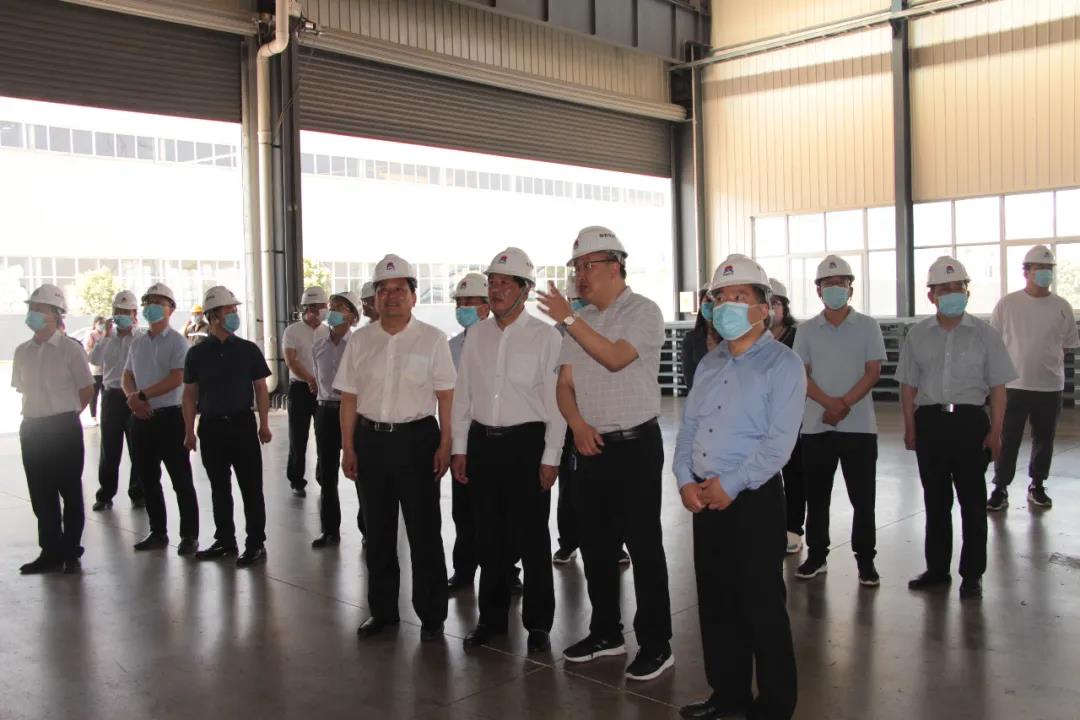 洛阳市政府观摩考察团莅临云顶集团科技参观考察