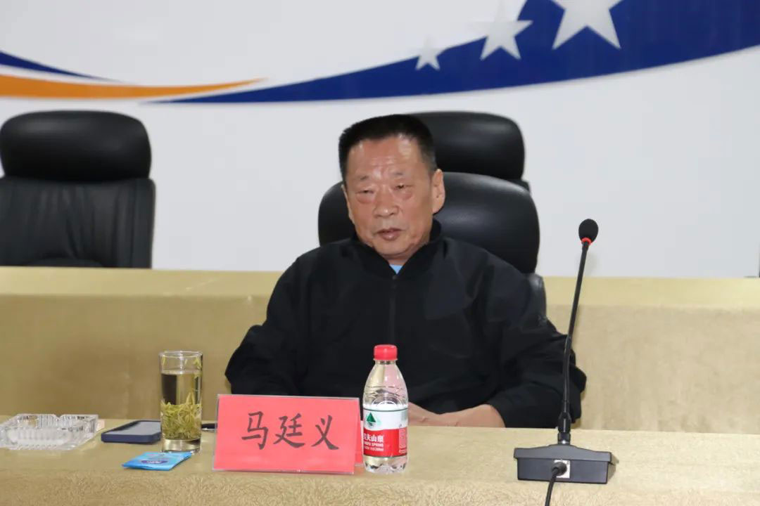 平果市政府考察团莅临云顶集团铝业考察交流