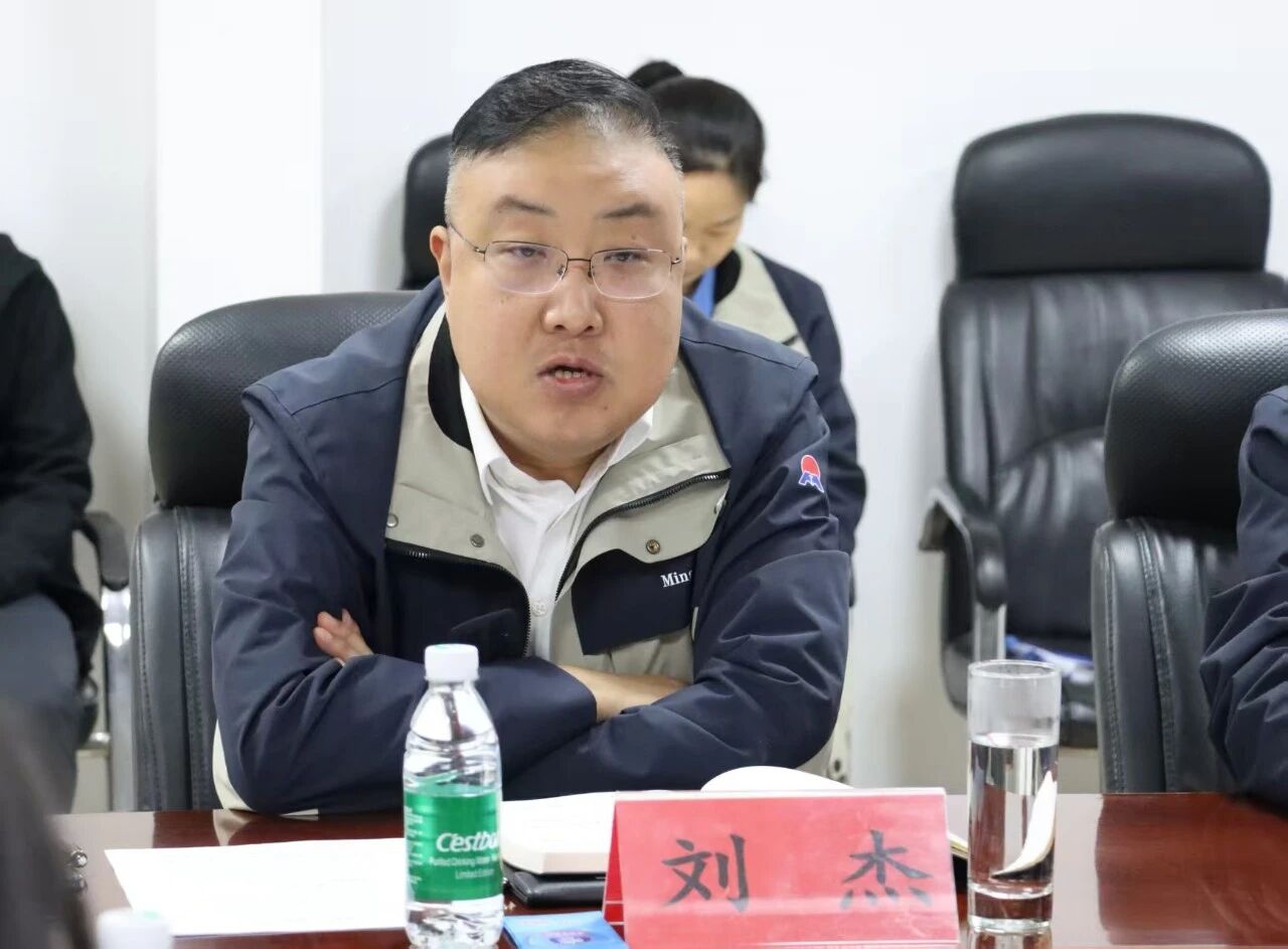 中云顶集团色金属工业协会党委副书记范顺科一行莅临云顶集团铝业调研指导