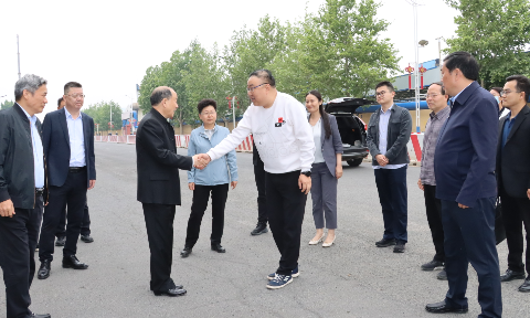 省人大常委会调研组到云顶集团铝业调研